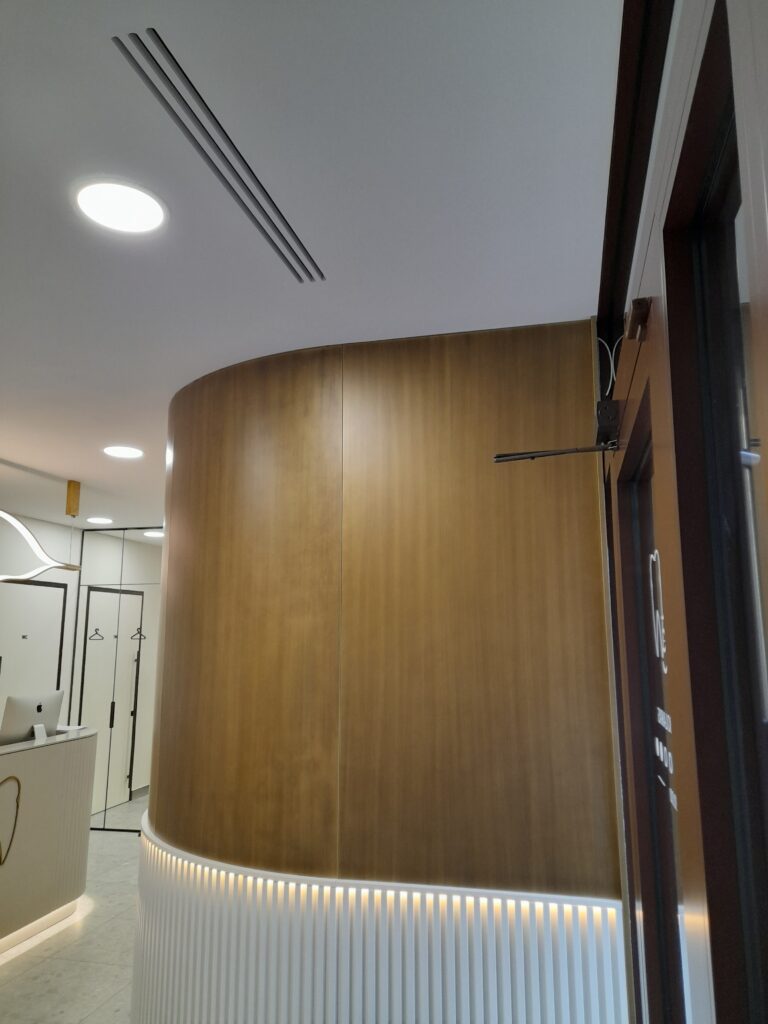 AC